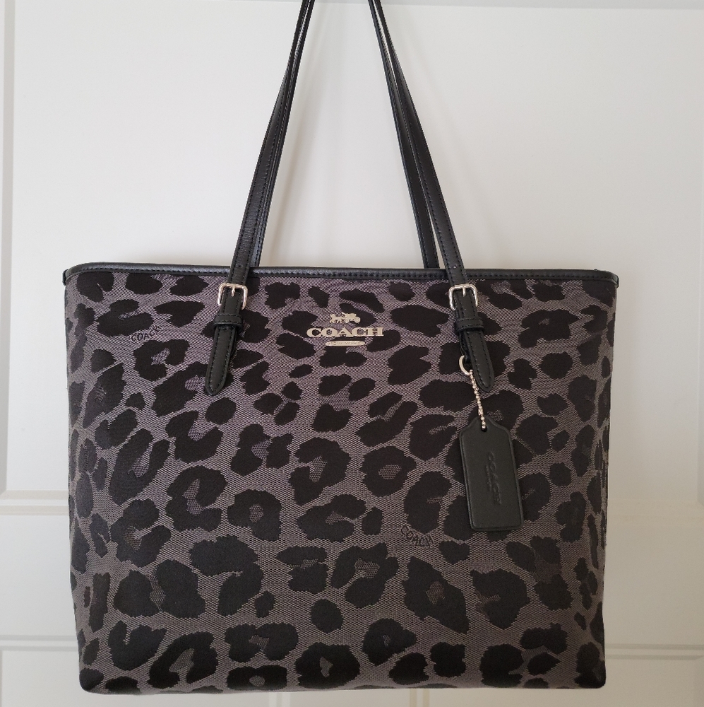 Coach canvas purse